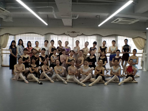 初めてのスタジオコンサート イメージ